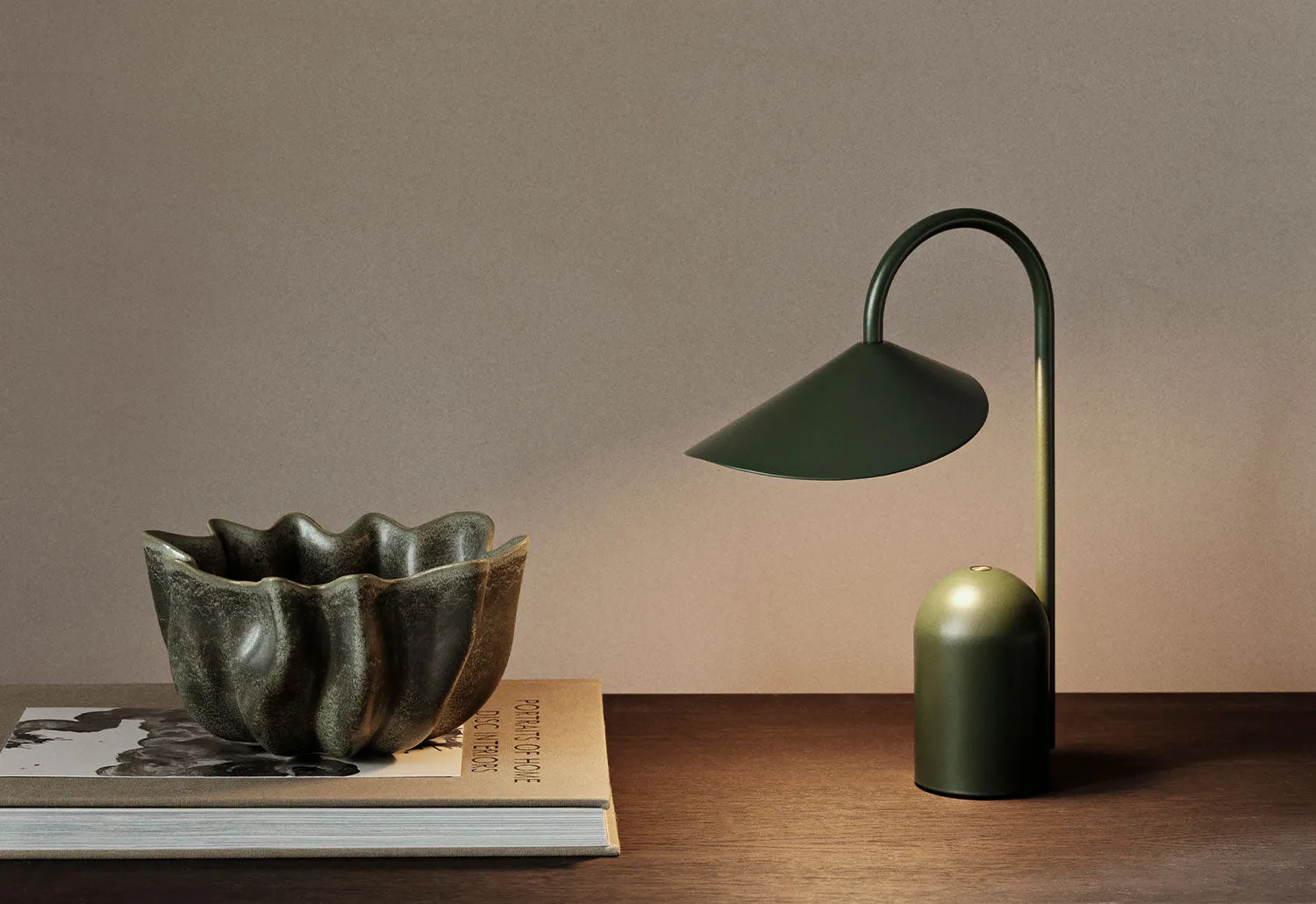 Arum Portable Lamp