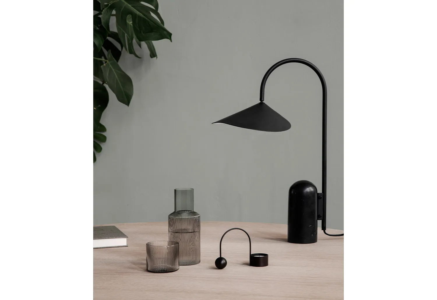 Arum Table Lamp