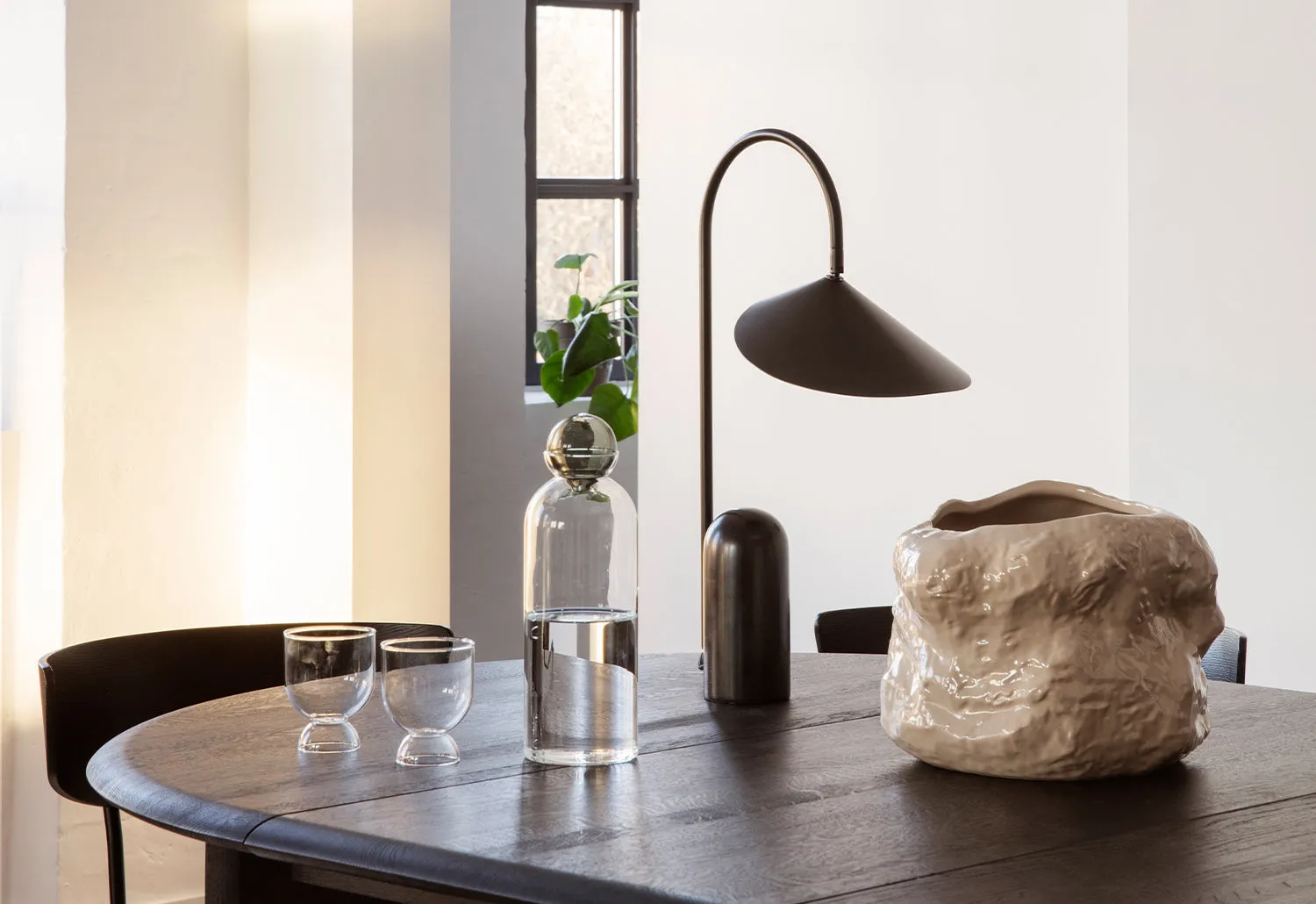 Arum Table Lamp