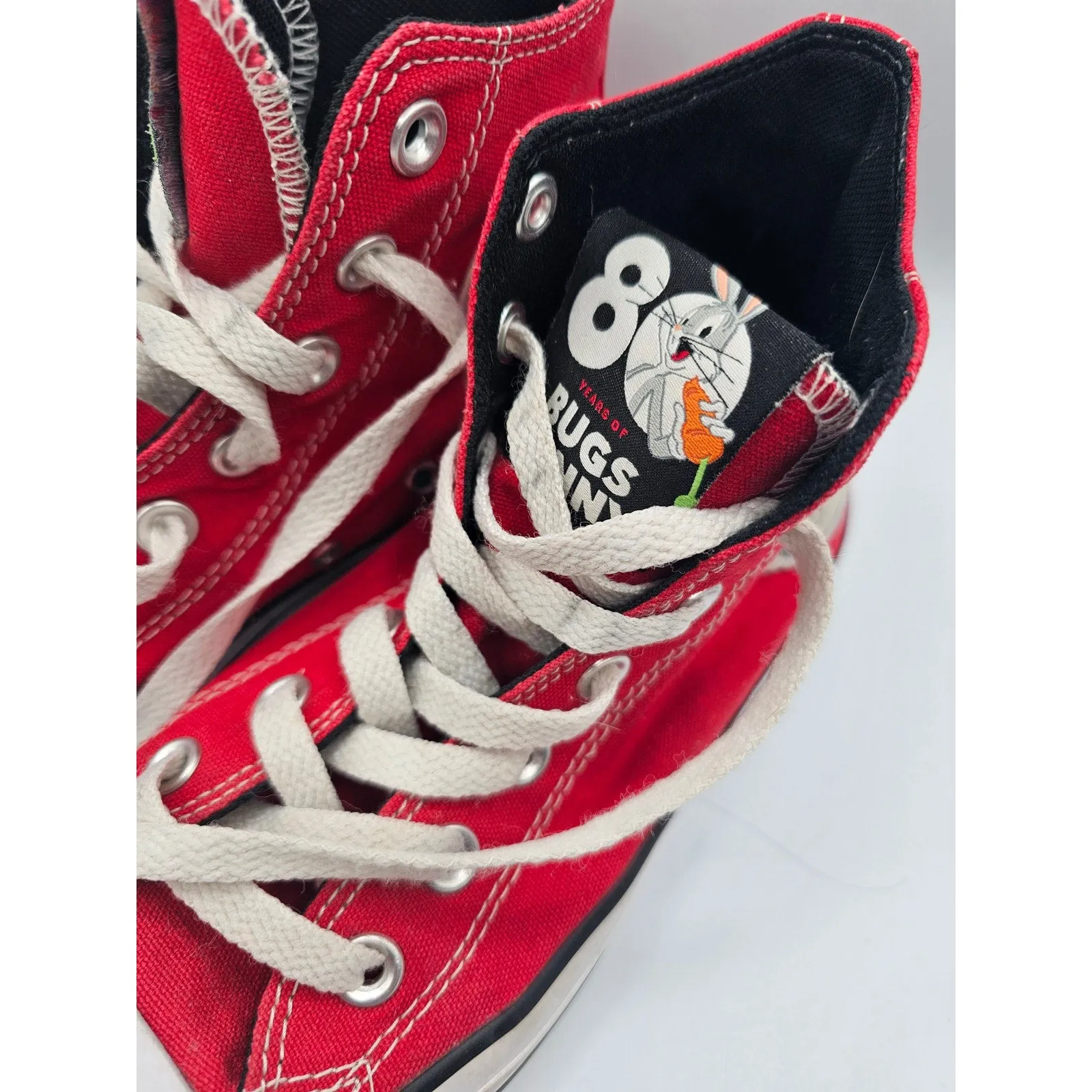 Converse all star bugs bunny looney tunes red high top Shoes Mens 4.5 Womens 6.5