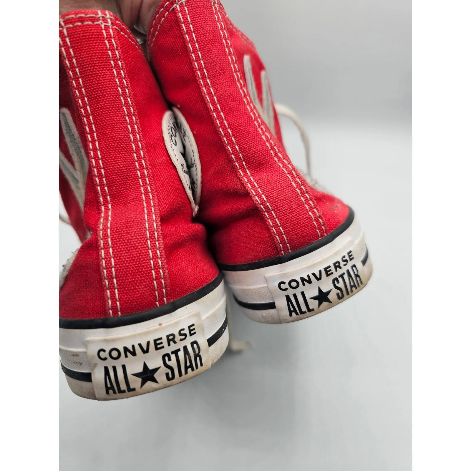 Converse all star bugs bunny looney tunes red high top Shoes Mens 4.5 Womens 6.5